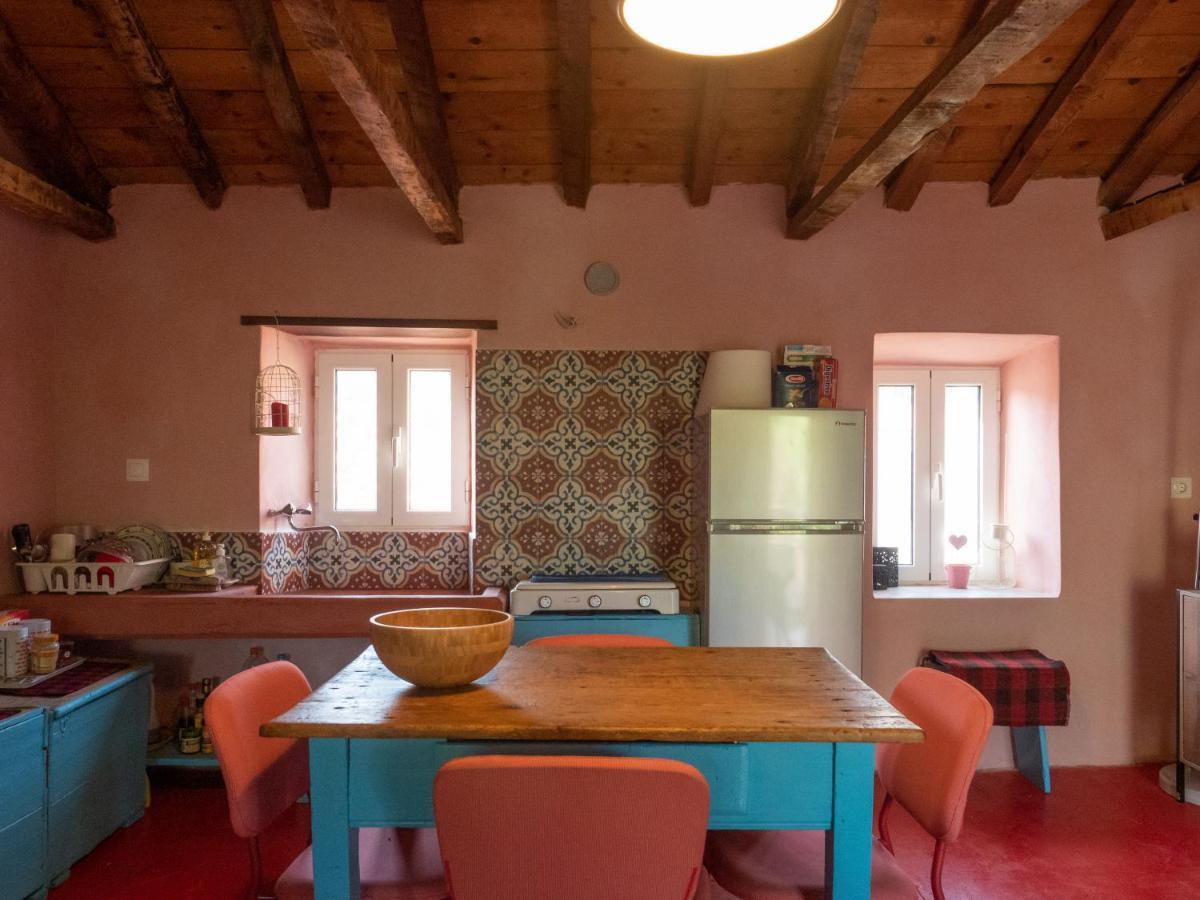 Vintage Stone-Built Country Cottage In Richea Kouloureika Екстериор снимка