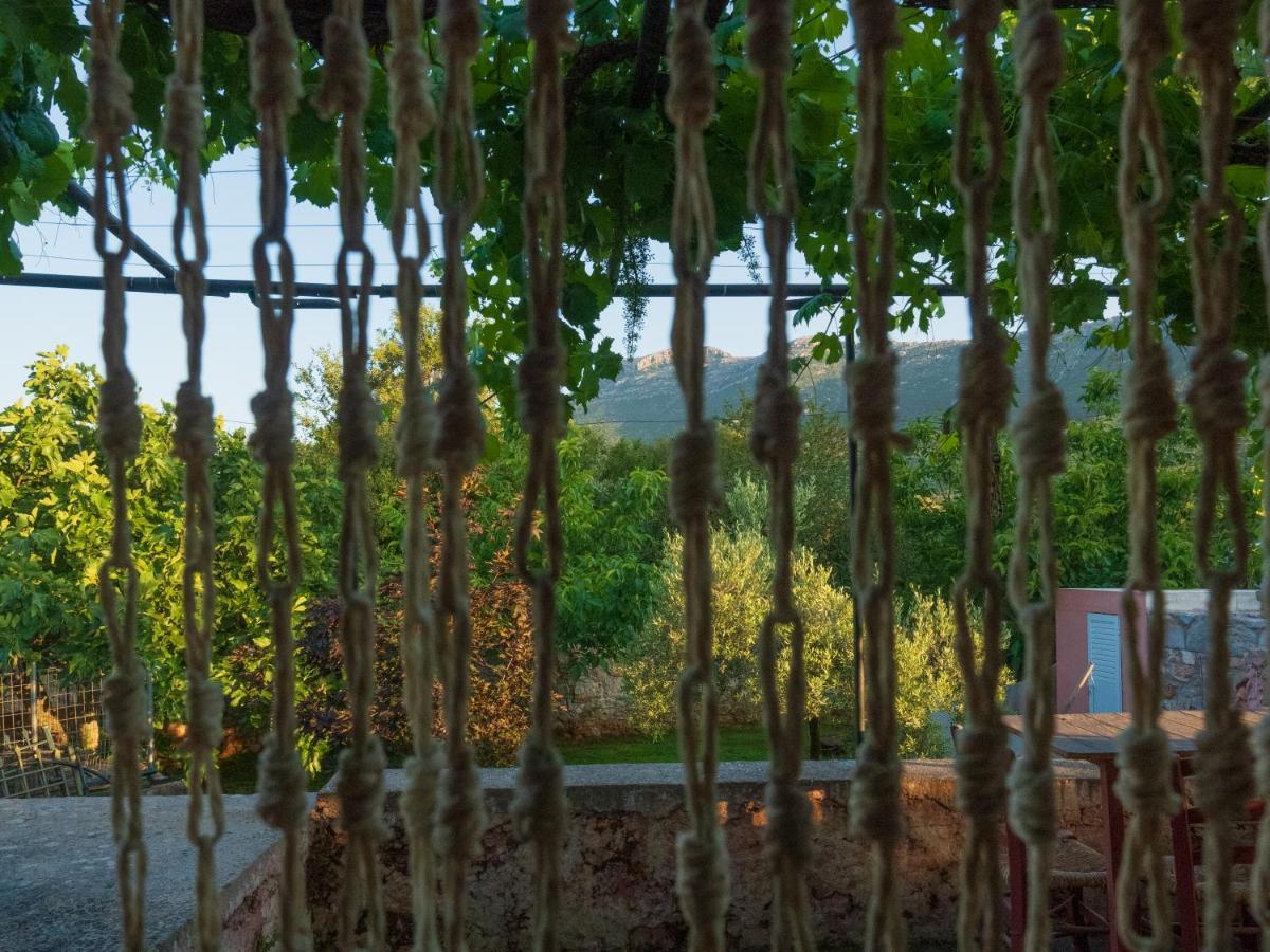 Vintage Stone-Built Country Cottage In Richea Kouloureika Екстериор снимка