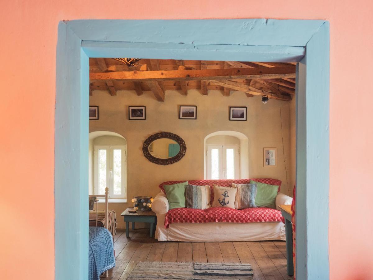 Vintage Stone-Built Country Cottage In Richea Kouloureika Екстериор снимка
