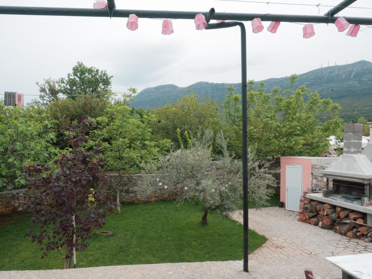 Vintage Stone-Built Country Cottage In Richea Kouloureika Екстериор снимка